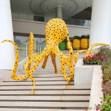 玻璃鋼章魚(yú)景觀雕塑