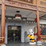 江西玻璃鋼廚師雕塑餐飲IP迎賓人物形象