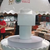 河南商超玻璃鋼雞蛋造型促銷展示臺(tái)