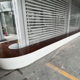 四川成都機(jī)場(chǎng)玻璃鋼U形長(zhǎng)條座椅為旅客提供休憩空間