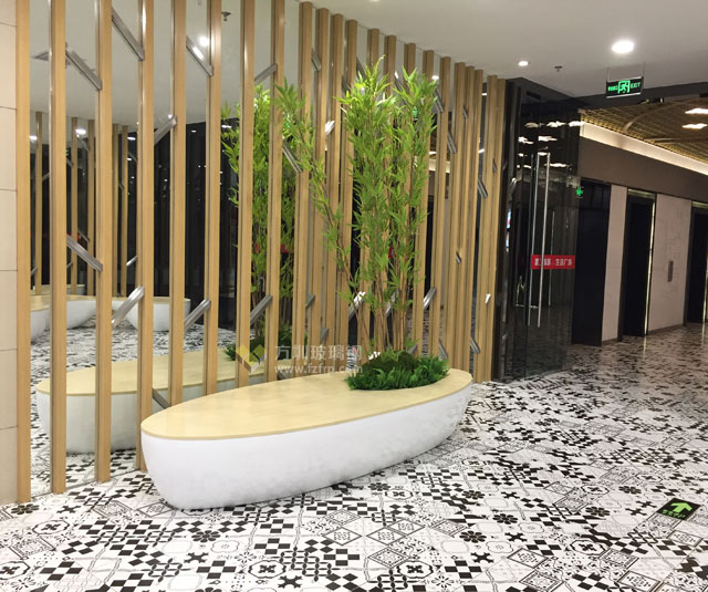 玻璃鋼實木休閑椅提升云南昆明沃爾瑪購物體驗