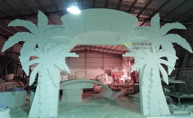 玻璃鋼棕櫚樹創(chuàng)意門頭設(shè)計(jì)定做