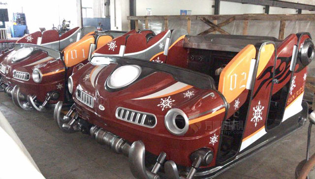 玻璃鋼游樂(lè)車外殼
