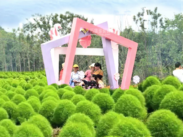深圳主題農(nóng)場戶外青春之門藝術(shù)造型打卡裝置