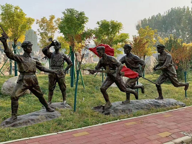 玻璃鋼紅色文化主題雕塑激活城市空間