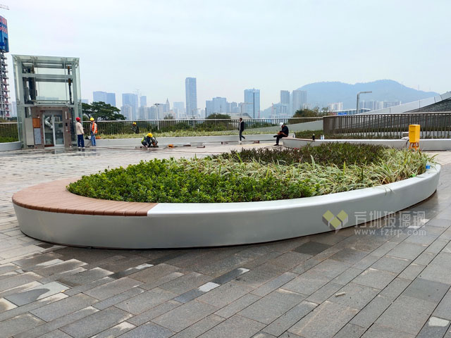 玻璃鋼結(jié)合鋼結(jié)構(gòu)公園景觀坐凳引領(lǐng)未來休閑體驗