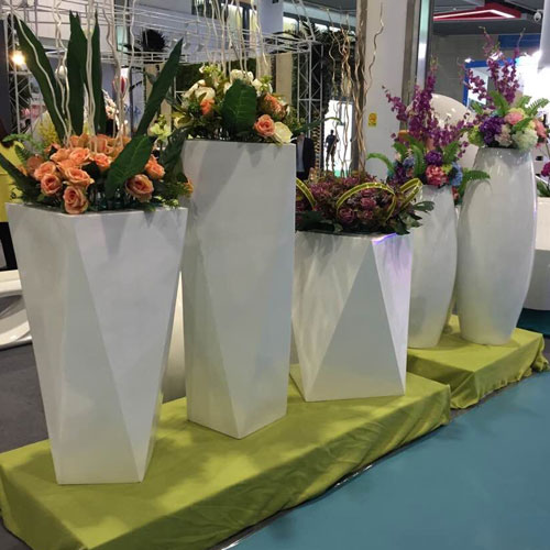 江門玻璃鋼花盆花器